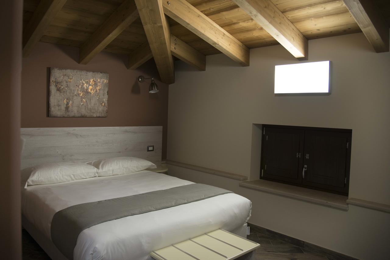 La Tenuta Di Trimalcione Pofi Dış mekan fotoğraf